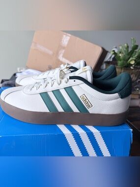 Adidas VL Court
